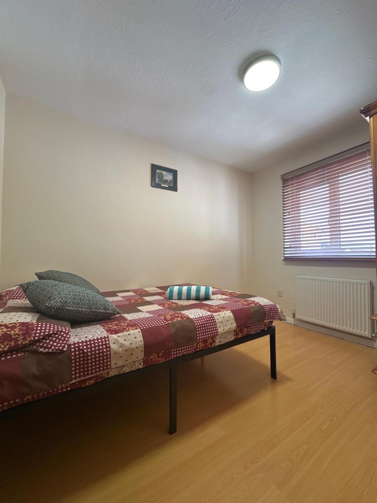 Double Near Airport, Excel In Heart Of Hospedagem domiciliar Londres
